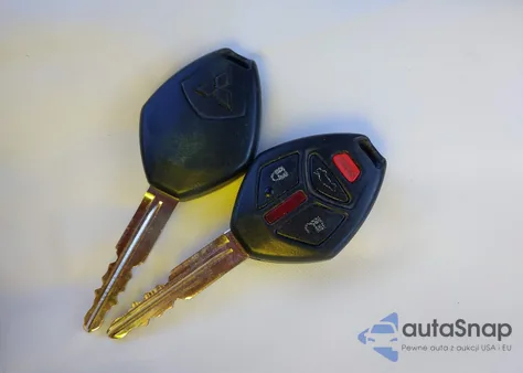 2011 Mitsubishi Galant Es/Se z USA, uszkodzony, nr VIN 4A32B3FF8BE014845